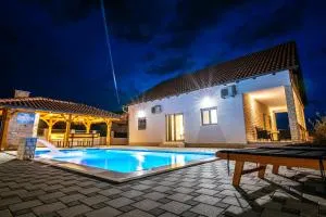 Family house Moja jube - Oklaj