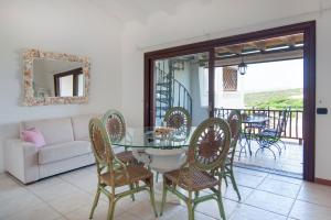 Cala del Faro Luxury Apartment Porto Cervo 70m Spiaggia Privata 2 camere 2 bagni Starlink