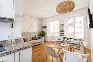 Green-Apartments San Francisco - 3hvězdičkové hotely ve městě Sevilla