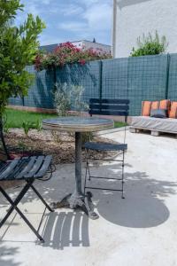 Villas Villa, Jacuzzi, Familiale, 8 personnes, MONTPELLIER : photos des chambres