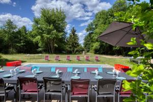 Villas Crazy Villa Margotterie 58 - Heated pool - 2h from Paris - 30p : photos des chambres