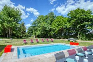 Villas Crazy Villa Margotterie 58 - Heated pool - 2h from Paris - 30p : photos des chambres