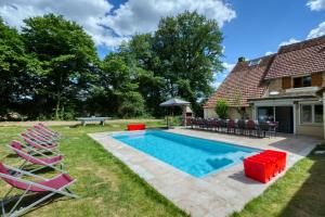 Villas Crazy Villa Margotterie 58 - Heated pool - 2h from Paris - 30p : photos des chambres