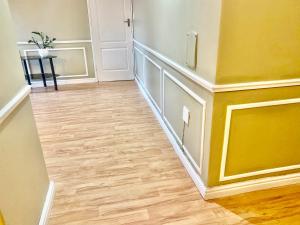 Beautiful apartment in century city