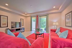 Near Golf and Shopping Davenport Home with Yard