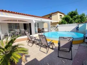 Torredembarra cosy, well equipped house, 5 min. from the beach - Clará