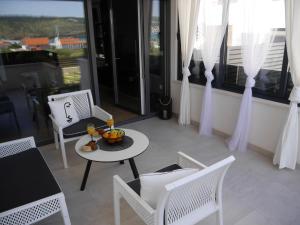 "Mon ami"apartment with garden, HOT TUB and free parking