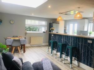 Detached, peaceful, spacious with easy access and very large garden