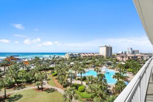 Sterling Shores Beach Resort by Panhandle Getaways