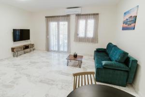 BLUE AND WHITE LUXURY suites