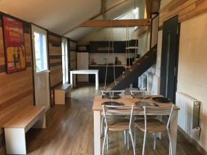 Appartements L'Escale - Maison avec Jardin - 4min du Zoo de Beauval : photos des chambres