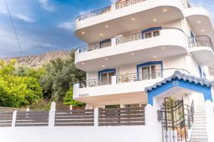 Azzurro - 4hvězdičkové hotely ve městě Palairos