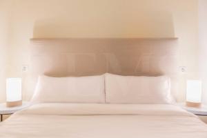 Apartment with balcony in the heart of Malaga by REMS