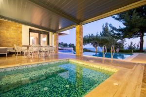 F & B Summer Family Villa - Kassandra - Siviri