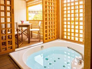 Allamanda Imgya Coral Village