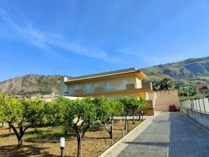 Appartamento RoccaForte Bi Rosso Trapani - Milo