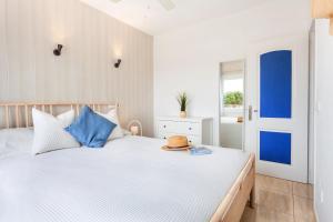 La Ola Beach House