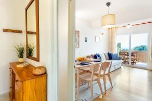 La Ola Beach House