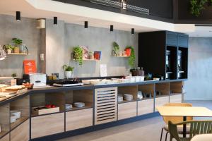 Hotels ibis Aubenas : photos des chambres