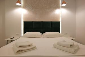 Double Room with Balcony room in Kuburi Hotel