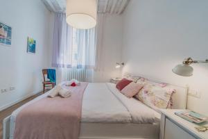 32 nero - Florence Apartment San Niccolò