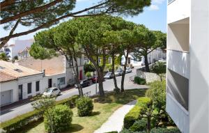 Appartements Awesome apartment in Royan with WiFi : photos des chambres