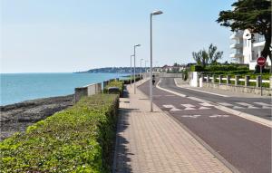 Appartements Awesome apartment in Royan with WiFi : photos des chambres