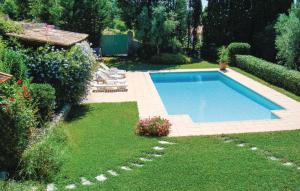 Maisons de vacances Stunning Home In Chateauneuf De Grasse : photos des chambres