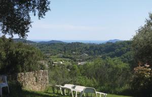Maisons de vacances Stunning Home In Chateauneuf De Grasse : photos des chambres