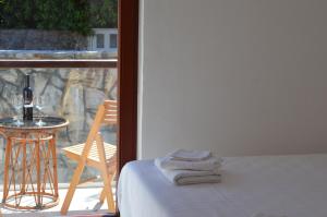 @Hvar Island Seaside Villa (1st row at seaside)