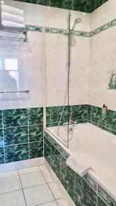 Hotels Les Cabines : Chambre Familiale avec Baignoire