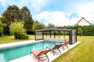 Green Lodge - Piscine chauffée et grand Jardin à  proximité des Plages de Pléneuf Val-André