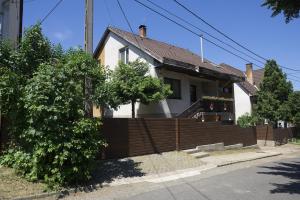 Sziklakert Vendégház