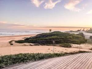 At Last Glentana Apartment - Outeniekwa