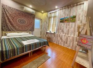 Lan home- Jeep Tour, Motobike tour, rental motobike, private car Cao Bang