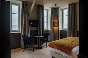 Hotel de la Plage - 滨海埃尔芒维尔