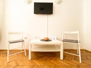 White Moon Apartment