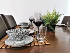 COSea Living: Seaside 2 Bedroom Flat Kings Palace 209