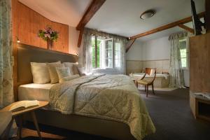 Chateau Loucen Garden Retreat