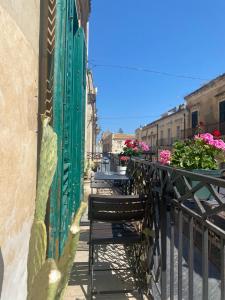 Palazzo Zappata luxury room Noto centro