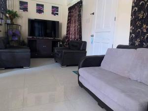 Home Away From Home @ the Heart of Batangas City