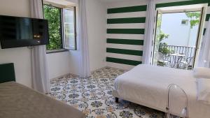 Classic Quadruple Room room in Hotel Alpha