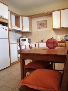 Kalamaki Court Villas