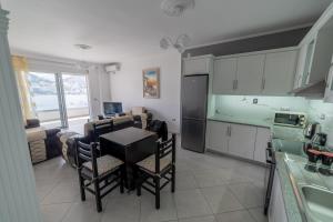 Sofi Apartments