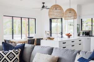 BERRIMA LUXE - Noosa Hill Home - Heated Pool