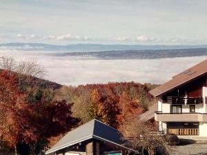 SUPERBE APPARTEMENT T2 3 ETOILES 40m2 PIED DES PISTES VUE SUR LE LAC