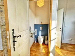 Appartements DOMFRONT-BNB : CHIC & CONFORT : photos des chambres