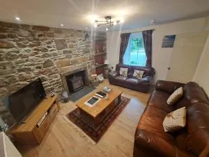 Clematis Cottage, Fortrose - Glenurguhart
