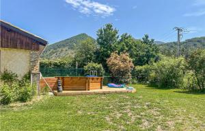 Maisons de vacances Amazing home in Le Saix with WiFi, 5 Bedrooms and Outdoor swimming pool : photos des chambres