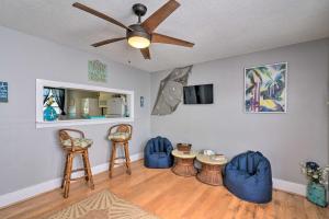 Walk to Beach Breezy Galveston Apt with Deck!